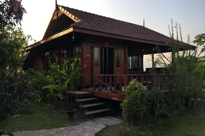 2 days 1 night: Explore Countryside and exclusive Homestay. - Day 1: Wat Pha Lat monk trail hike, Doi Suthep views, Karen village culture