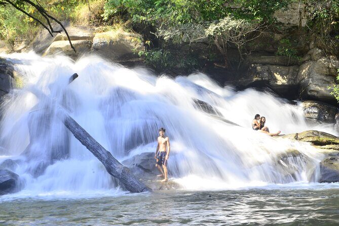 2 Days Hiking Tour in Chiang Mai - Who should book this Chiang Mai hiking tour