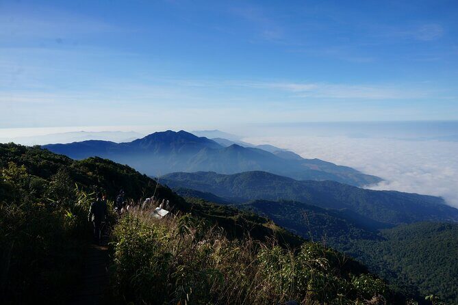 2- Days in Doi Inthanon National Park - Sunrise Drive Into Doi Inthanon’s Cloud Views