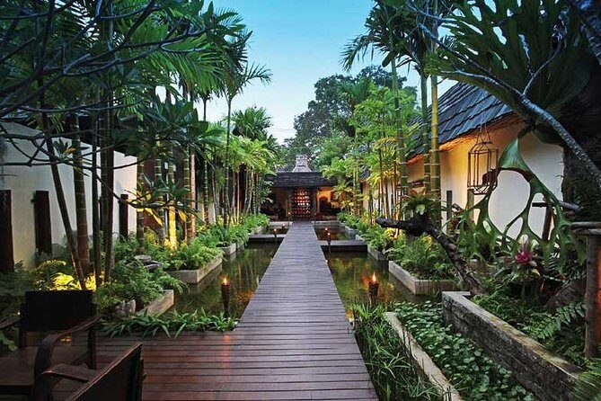 2 Hour Relaxation Luxury Spa Package at Fah Lanna Spa - Old City Branch - Aromatherapy Oil Massage: Why Scent and Pressure Both Matter