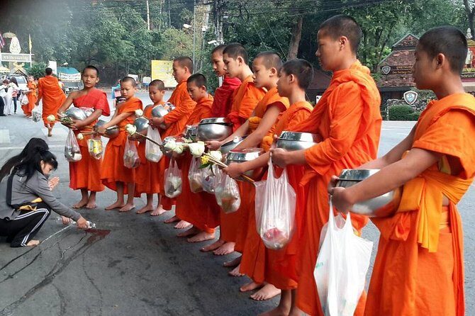 4 highlights: Sticky Waterfall/Elephants/local market /Wat Banden - Wat Banden: the temple stop people may skip on their own