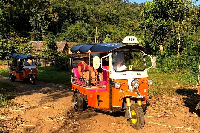 5 Day Tuk Tuk Adventure in Chiang Mai - with driver - Food on tour: meals that make the schedule work