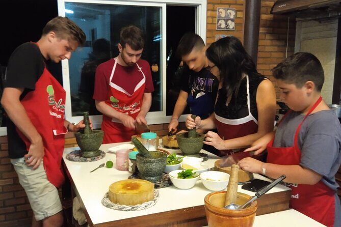 5 Hour Morning Thai Cooking Course - Cooking 6 Thai dishes in a classroom built for questions