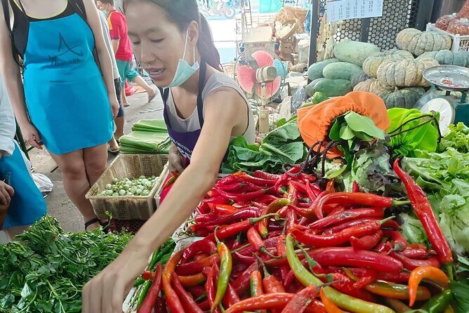 6-Hour Akha Tribe Culture and Cooking Class in Chiang Mai - Teacher On and the vibe: fun, clear instruction, and a recipe book