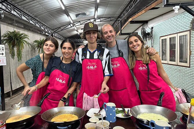 Authentic Thai Cooking Class and Farm Visit in Chiang Mai - Building Your Own Thai Menu: Choose 6 Dishes