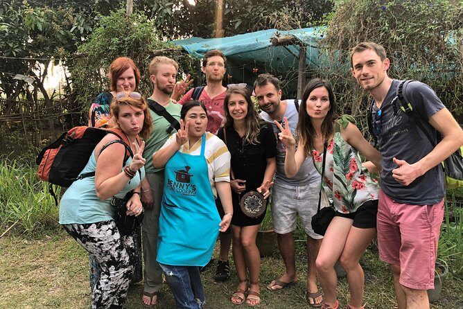 Benny's Home Cooking Chiang Mai - What You Get Beyond Cooking: Tasting, Photos, and a Recipe Book