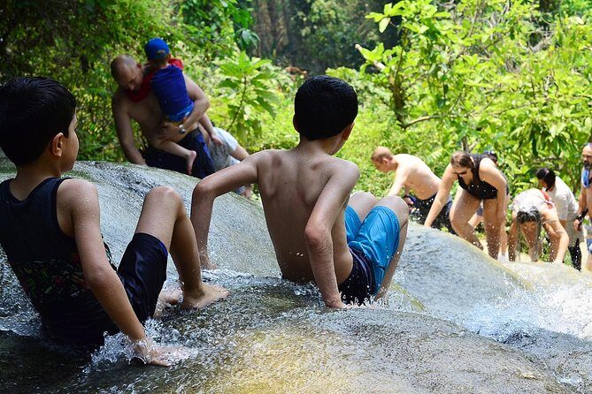 Best of Chiangmai day trip Temples and Sticky waterfall - Guide impact: when Joe’s style makes the day better