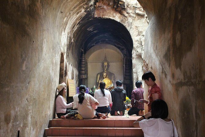 Best seller!! Amazing Night tour, Doi Suthep + Wat umong - Top Must visit! - Who This Tour Fits Best (and Who Might Skip It)