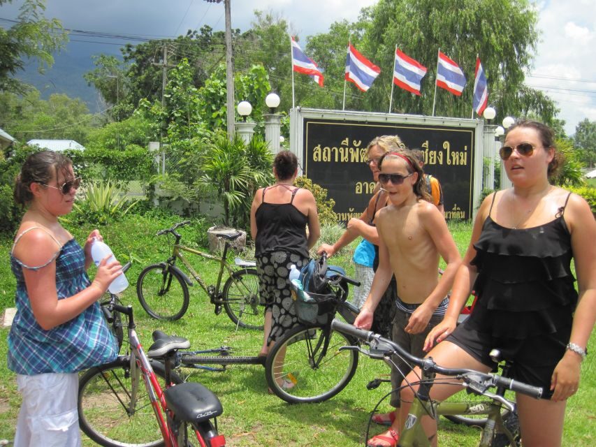 Chiang Mai: 24 km Leisure Cycling & swim Lake Huay Tueng Tao - From Chiang Mai pickup to a proper pro-shop warm-up