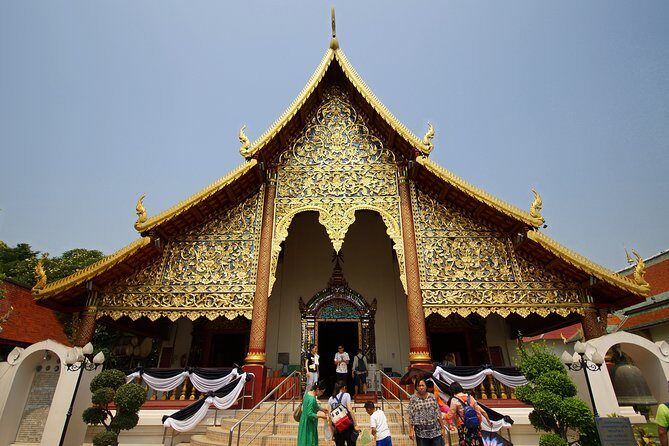 Chiang Mai: Ancient City Tour of Wiang Kum Kam - The included horse-drawn carriage ride: practical fun, not just a gimmick