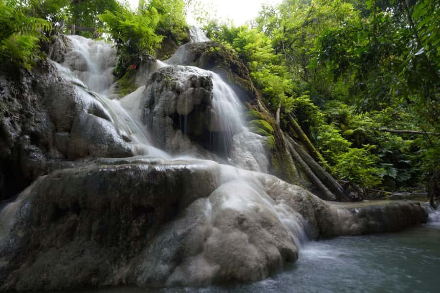 Chiang Mai: Bua Thong Sticky Waterfall & Huge Cave & Buffet - What to Bring (So You’re Not Miserable on Wet Rock)