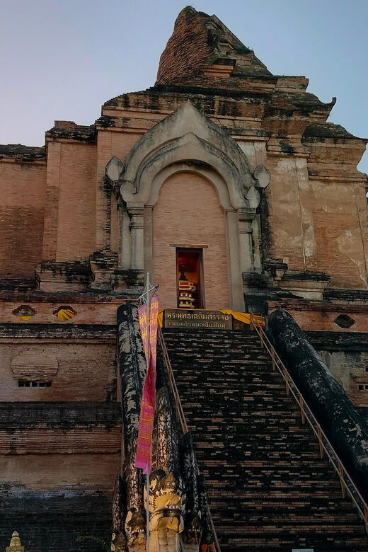 Chiang Mai: Chiang Mai Old City Twilight Walking Tour - Price and value: paying $20 for a guided Old City story trail