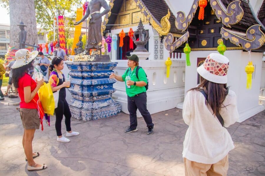 Chiang Mai: Chiang Mai Old City Twilight Walking Tour - Pace, comfort, and who should skip this