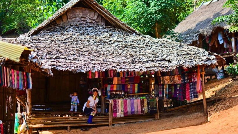 Chiang Mai: Chiang Rai Temples, Golden Triangle & Boat Tour - Golden Triangle Views: History at the Border and a Boat Ride That Changes the Pace