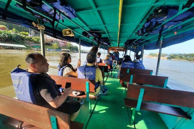 Chiang Mai - Chiang Rai Temples, Long Neck Karen, Golden Triangle - Golden Triangle: the Mekong boat ride and the border you can feel