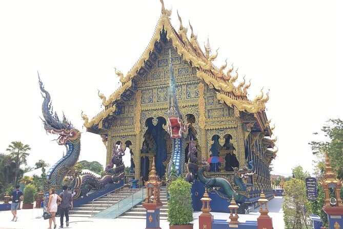 Chiang Mai-Chiang Rai: White Temple-Black Museum-Blue Temple - Wat Rong Khun White Temple: why it looks unreal in person