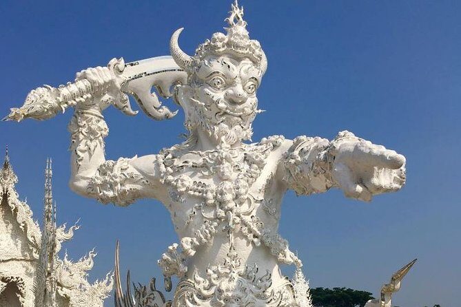 Chiang Mai-Chiang Rai:White-Black-Blue Temple-Golden Triangle-Keren-Boat Trip - Rong Khun White Temple: Mirror-Glass Sparkle and Serious Photo Potential