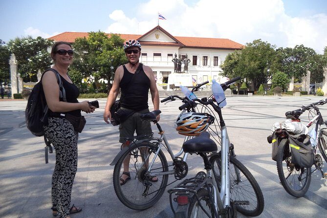 Chiang Mai City Culture Half-Day Cycling Tour - Chinese community, food, and flower markets on two wheels