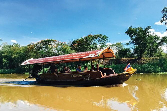 Chiang Mai City Life Style (Half day, No lunch) - Bottled water, temples, and weather: how to pack for a smooth half-day