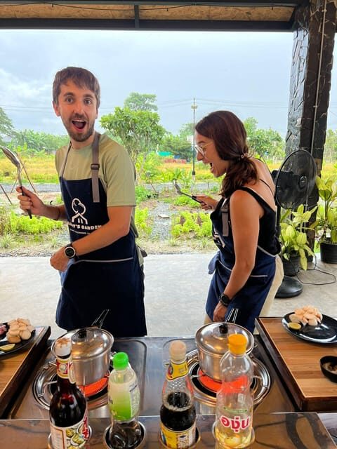Chiang Mai Cooking Class - Chiang Mai Cooking Class: The Market Stop Sets the Tone