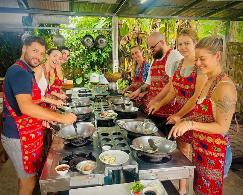 Chiang Mai: Cooking Class, Market & Thai Herbs Garden Tour - Curry Paste From Scratch: Red, Green, Phanaeng, Massaman, or Khao Soi