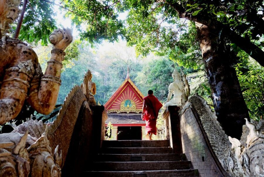 Chiang Mai: Customize Your Own Chiang Mai City Tour - Streets and landmarks: easy wins inside the Old City
