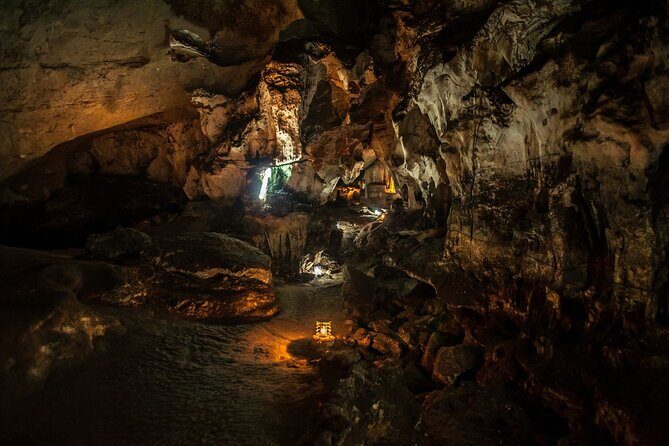 Chiang Mai Day Tour: Chiang Dao Cave and Hill Tribes - Stop 3: Ban Huai I-Ko hill tribe villages and daily life conversations