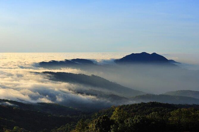 Chiang Mai - Doi Inthanon Full day Tour - Getting started: pickup at Tha Phae Gate and the day rhythm
