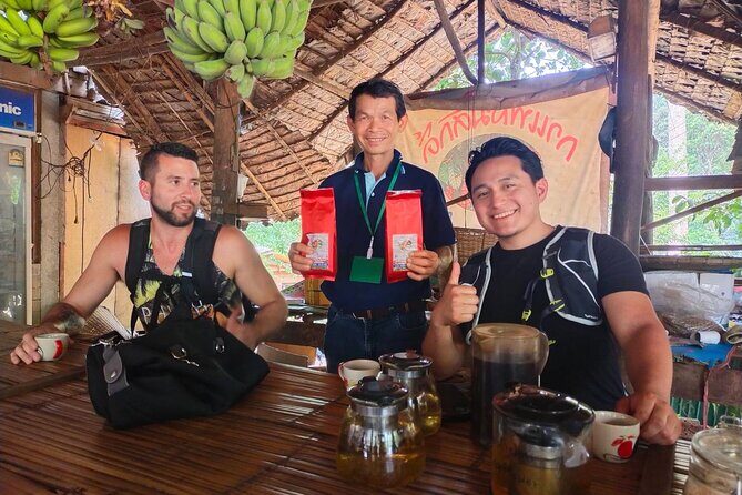 Chiang Mai - Doi Inthanon Full day Tour - Doi Inthanon summit area: the highest point stop you actually need