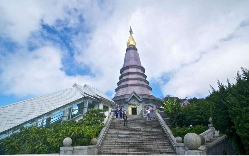 Chiang Mai: Doi Inthanon National Park and Pha Dok Siew Trek - What to bring (so your feet stay happy)