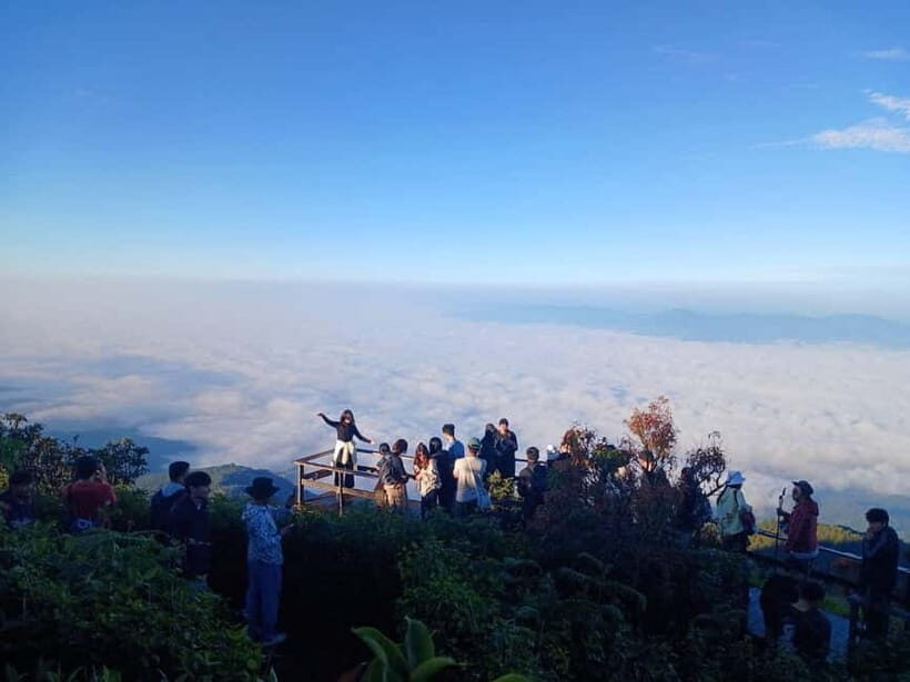 Chiang Mai: Doi Inthanon Park and Kew Mae Pan 2-Hour Hike - Kew Mae Pan Nature Trail hike and the Sea of Mist season