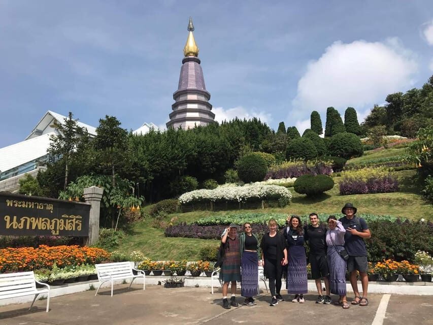 Chiang Mai: Doi Inthanon Park and Pha Dok Siew Hike Day Trip - Group Size and Pace: How Your Experience Can Shift