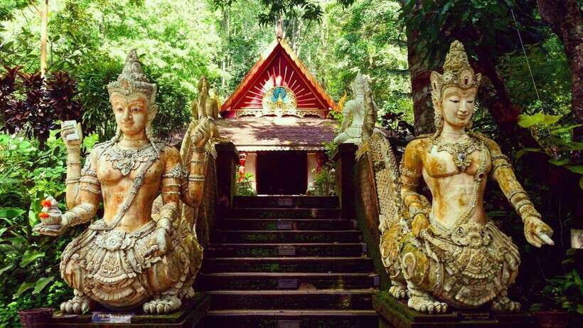 Chiang Mai: Doi Suthep and Wat Pha Lat Temple Evening Tour - Key things to know before you go