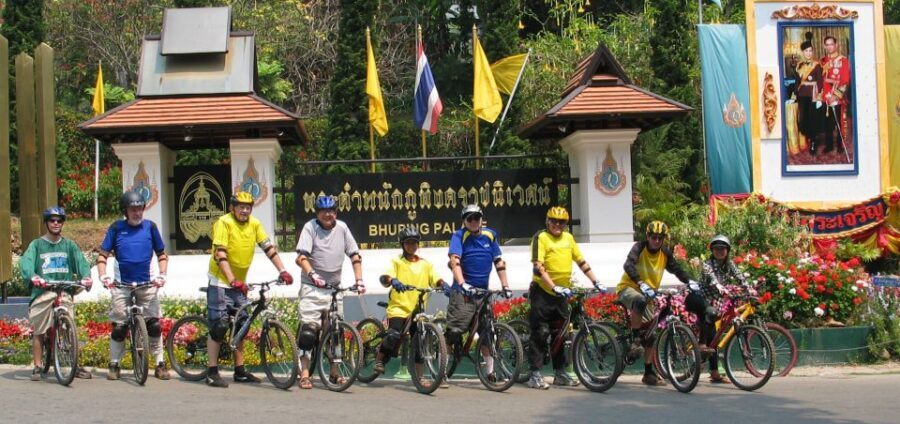 Chiang Mai: Doi Suthep National Park Leisure Hiking & Biking - The vibe: half adventure, half sacred sights