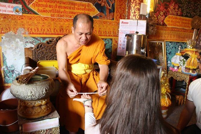 Chiang Mai Doi Suthep Temple and Sticky Waterfall Tour (Private & All-Inclusive) - Seasonal nature add-ons and what “good weather” really means