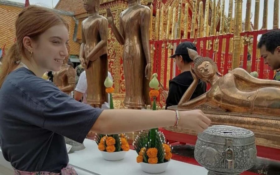 Chiang Mai: Doi Suthep Temple & Hmong Hill Tribe Culture - Practical tips that make the day easier (and less stressful)