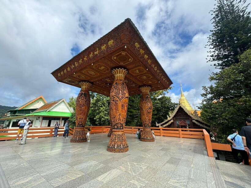 Chiang Mai: Elephant Sanctuary, Monk Trail & Doi Suthep Tour - What to pack for temple walks and river bathing