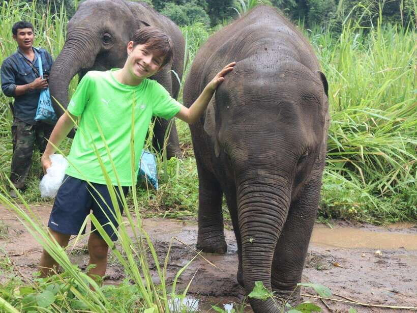 Chiang Mai: Elephant Sanctuary, Waterfall & Bamboo Rafting - Bathing with elephants in natural river pools (and how not to make it awkward)