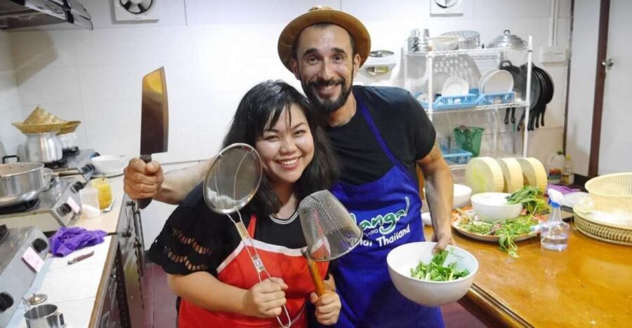 Chiang Mai: Evening Cooking Class and Local Market Visit - Dietary Needs, Seating, and Small Practical Tips
