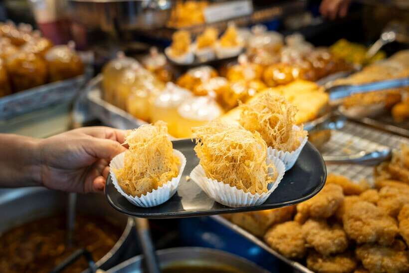Chiang Mai: Evening Sightseeing and Local Food Guided Tour - Key things to look forward to