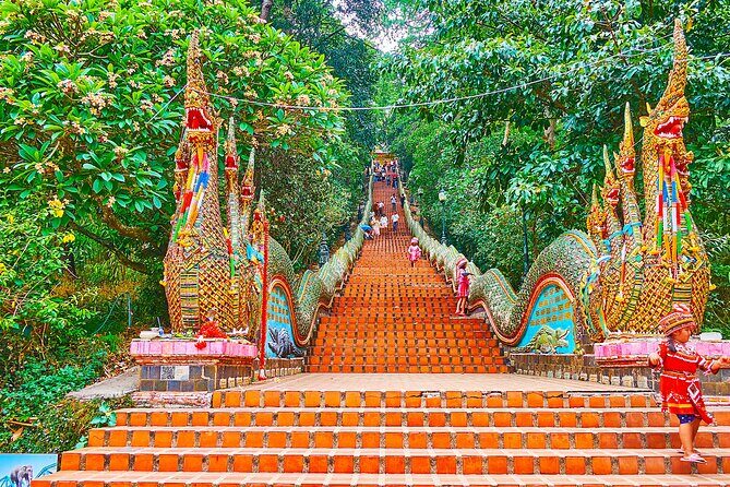 Chiang Mai: Evening Tour to Doi Suthep & Wat Pha Lat - Stop 1: Wat Pha Lat and the Quiet “Hidden Temple” Feeling