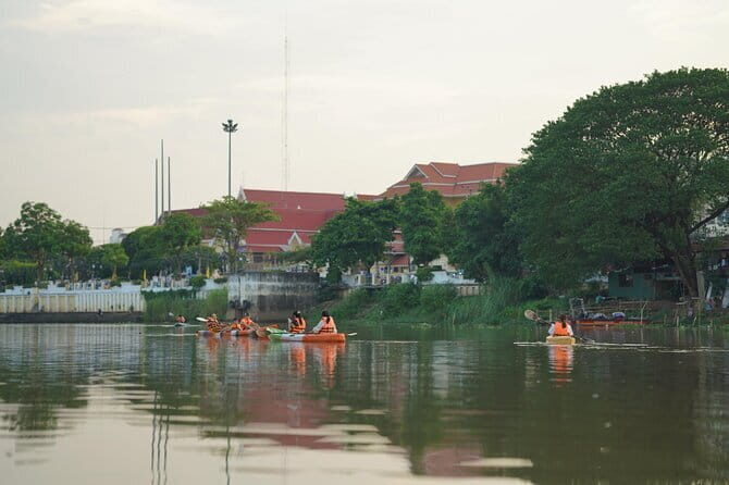 Chiang Mai: Explore Kayaking Through Mae Ping River on Sunset - From city bridges to 5–6 km of Mae Ping paddling