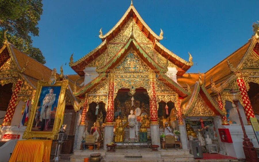 Chiang Mai: Half day Doi Suthep and Meo Village - Your guide experience: what strong English narration changes