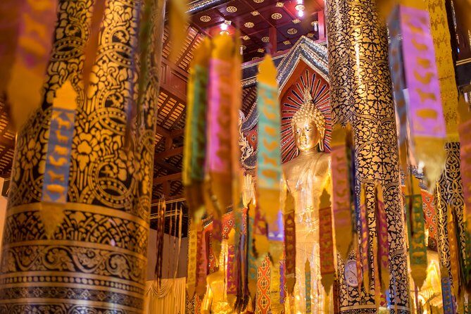 Chiang Mai: Historic Old City Bike Tour - Morning or Night - Getting started at Discova Day Tour Shop (and finding it fast)