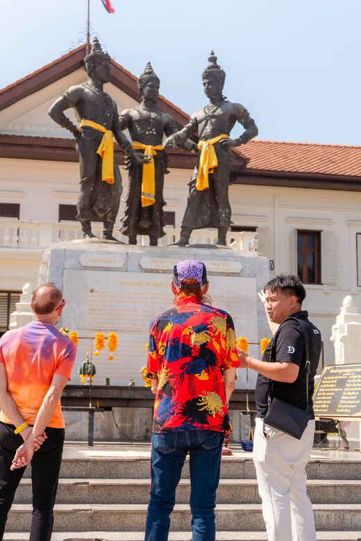 Chiang Mai: Historical and Culture Exploration Walking Tour - Entering Chiang Mai Through the Three Kings Monument