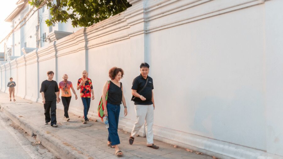 Chiang Mai: Historical and Culture Exploration Walking Tour - Guide Styles: Why Small Groups Feel Personal