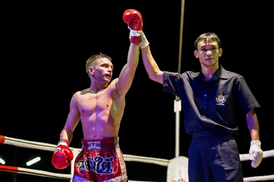 Chiang Mai: Kalare Night Bazaar Boxing Stadium Muay Thai - Food, drinks, and Night Bazaar timing: make it a full evening