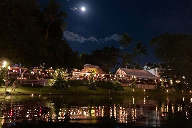 Chiang Mai: Kayak Under the Stars – 6 km to the Heart of the City - How hard is it? The effort level isn’t “push-button”