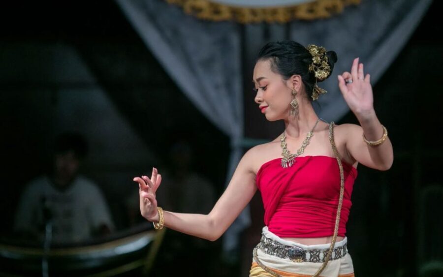 Chiang Mai: Khantoke Dinner with Traditional Performance - The Food Reality Check: Hot, Cold, or in Between?