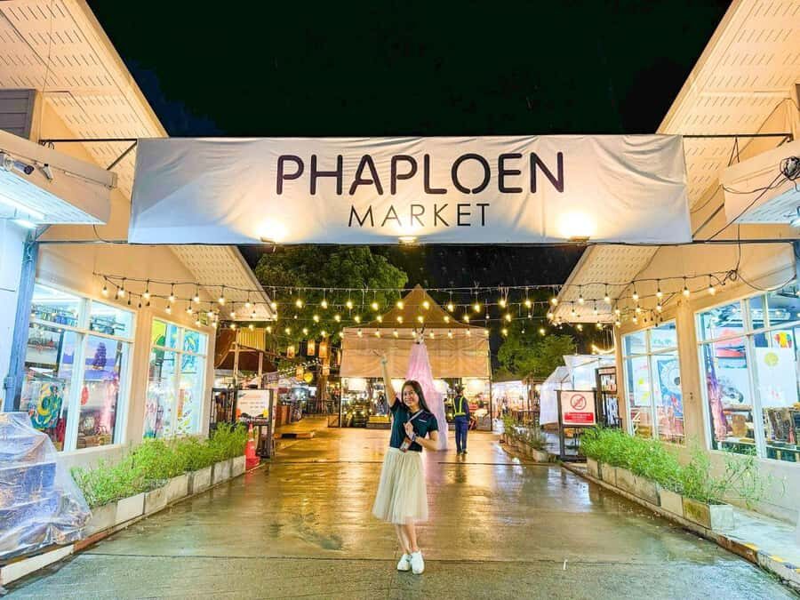 Chiang Mai: Ladyboy Cabaret Show with Dinner and Drinks - The Big Idea: Why This Tour Works in Chiang Mai